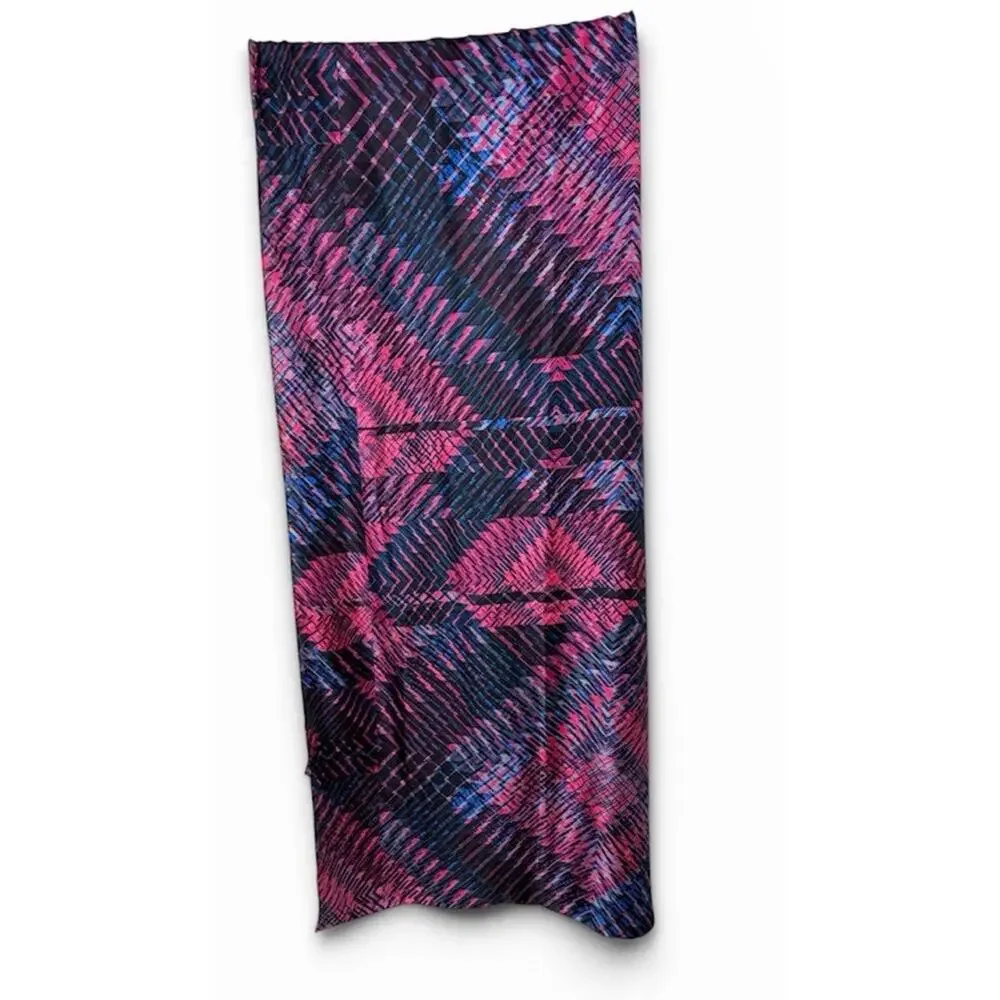 Carlisle scarf approx